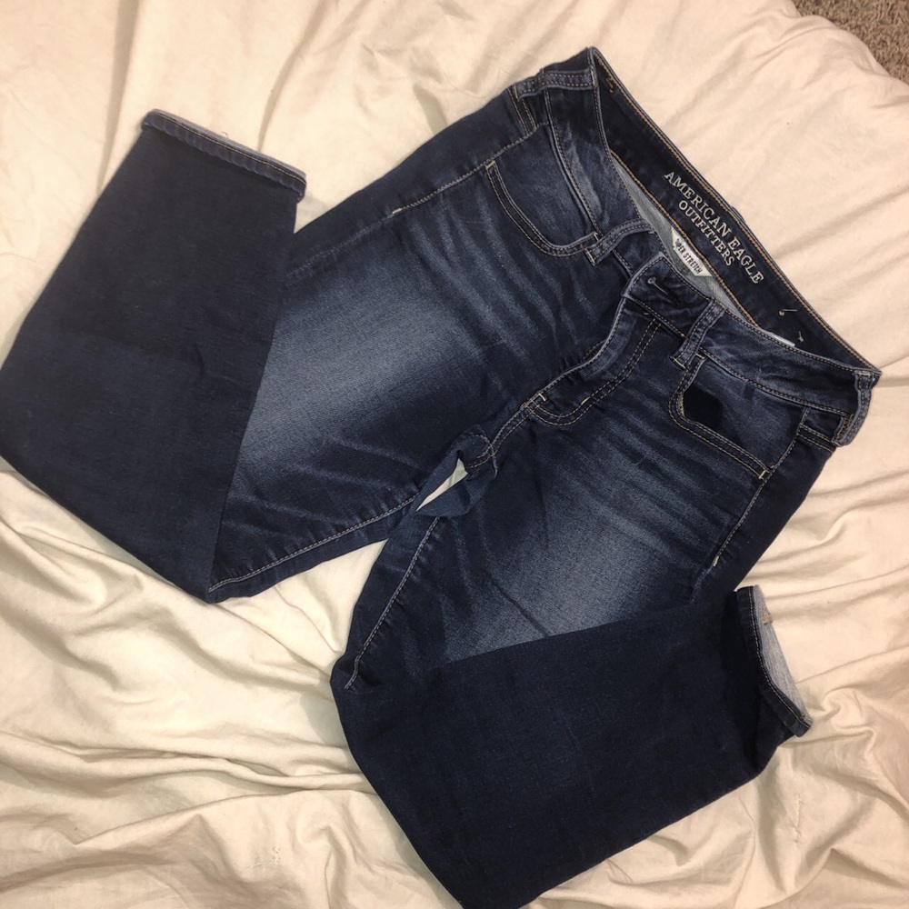 American Eagle dark wash cropped jeggings